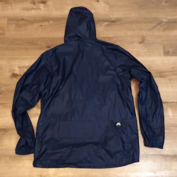 Nike windbreaker - Picture 4 of 5
